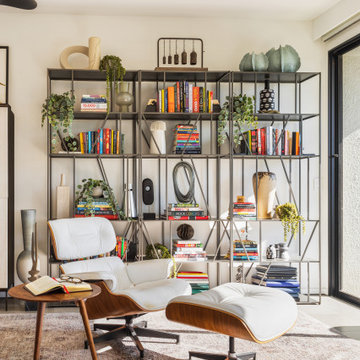 Santa Monica, CA. Beach front, cozy contemporary design