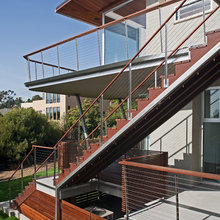 stairway to 2nd floor