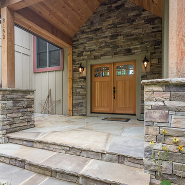Rustic Retreat in Lost Creek