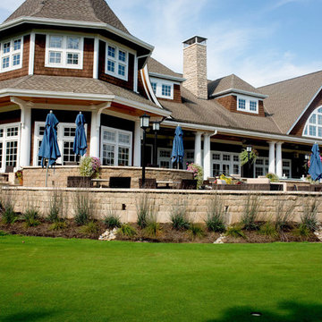 Gorgeous Clubhouse Patio Recharge