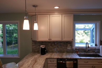 Example of a transitional home design design in Philadelphia