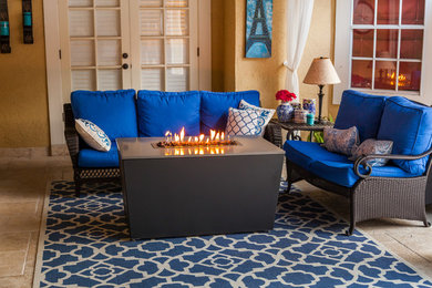 Patio - modern patio idea in Orlando