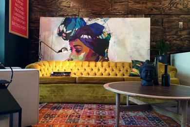 Example of an eclectic home design design in New York