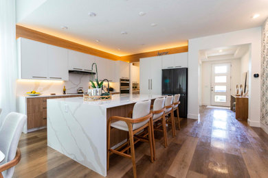 Inspiration for a contemporary kitchen remodel in Orlando