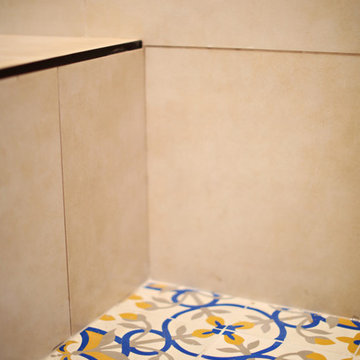 Bath Crashers - Episode "Mediterranean Mood"