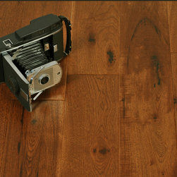 Garrison Deluxe - Hickory Cambria Distressed Flooring - Engineered Wood Flooring