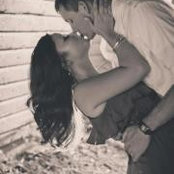 Kelci Fukuharas foto