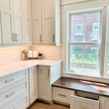 Accessible Beige and Maple Mocha Kitchen Design