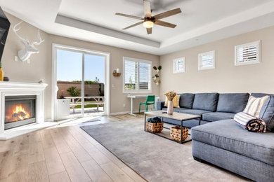 Family room photo in Sacramento