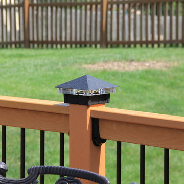 Hammonds - Deck lighting using low voltage lighted post caps.
