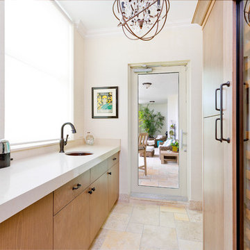 Transitional Farmhouse Kitchen with a Contemporary Twist