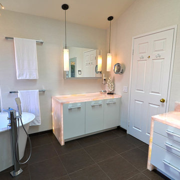 Elegant Master Suite - Global Design