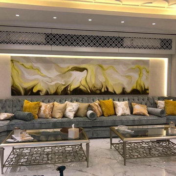 Canvas Stretching Dubai