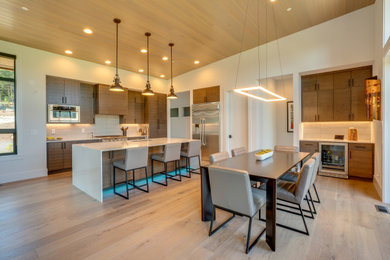 Inspiration for a contemporary kitchen remodel in Seattle