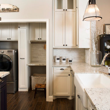 Transitional Style Kitchen