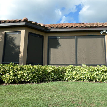 Zip Tex Retractable Privacy Screen