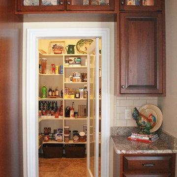 Traditional, Pantry, Peoria, Illinois