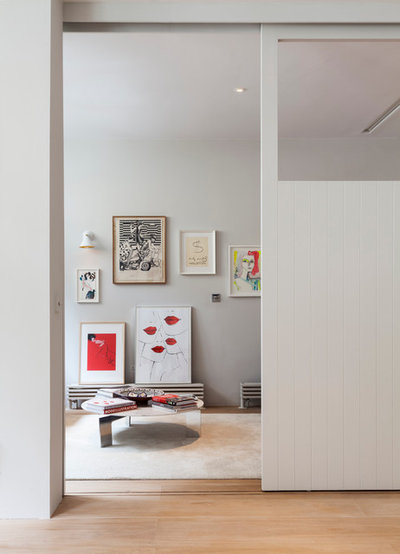 Modern Living Room by Nathalie Priem Photography