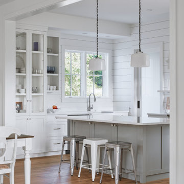 Senepol Modern Farmhouse