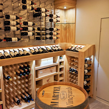 Wine cellar design in Saint-Lambert, Quebec