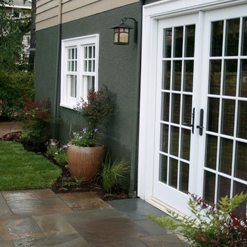 Dimensional Flagstone Paths and Patios