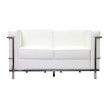 Love Seat/Seating for MasterBed/Bath