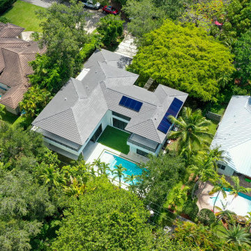 Contemporary Home - 10
