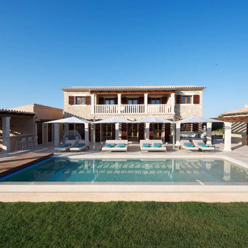 A Stylish yet Functional Space in Alcudia, Spain