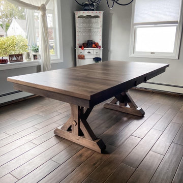 The Rustic Loft - Tables