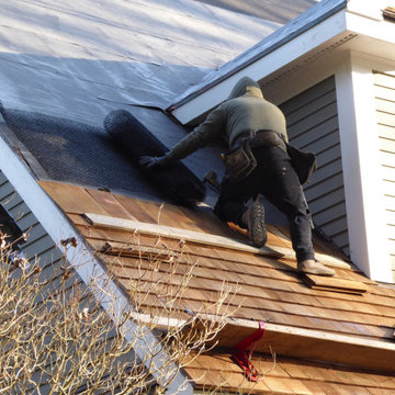 Deep River - Expansive Cedar Roof Replacement