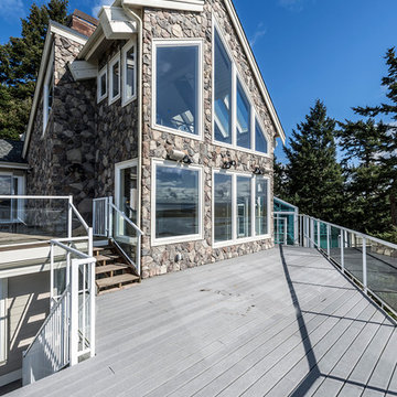 Panoramic Bluff Views