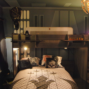 Star Wars: The Force Awakens Murals in a bedroom by Tom Taylor of Mural Art LLC