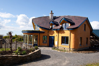 The Mud and Wood House