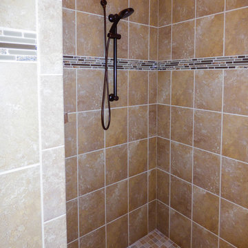 Master Bathroom Curbless Shower