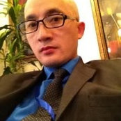 Shi Qin Li's photo