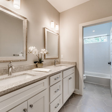 DreamDesign®44: Fort Caroline Farmhouse