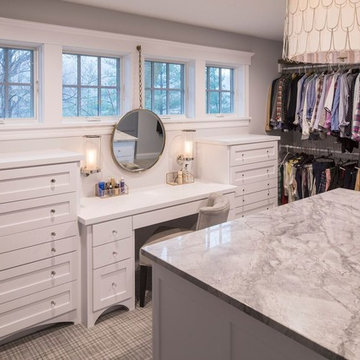 Deephaven Master Closet & Bathroom