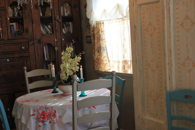 Small Cottage Dining Room