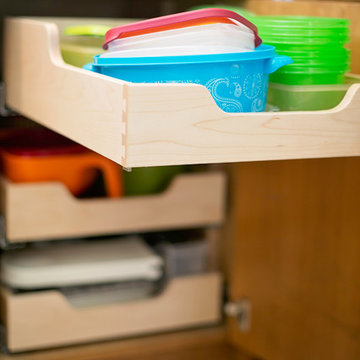 Custom Cabinet Drawers & Pull-Out Systems