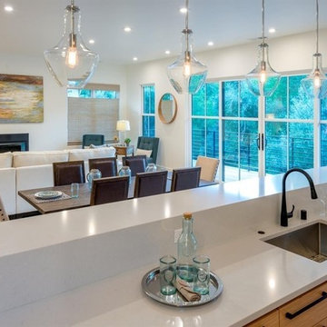 2 Story Creekside