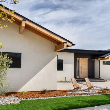 Del Cerro Residence - Front