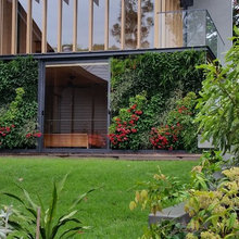 green walls
