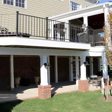 Deck & Screened in Porch