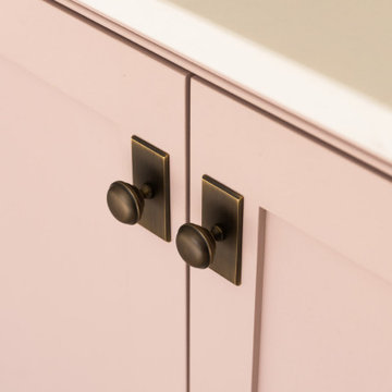 Pink & Grey Classic In-Frame Shaker Kitchen