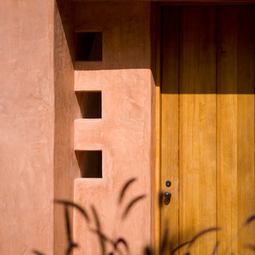 Mandeville Canyon Brentwood, Los Angeles luxury home modern front door with port