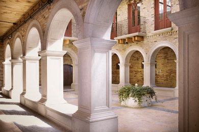 Example of a hallway design in Toronto