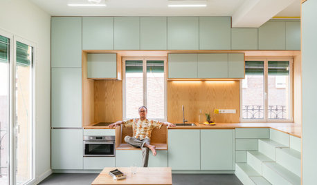 Houzz Tour: Multifunktionelt hjem på 34 kvm med skjulte rum