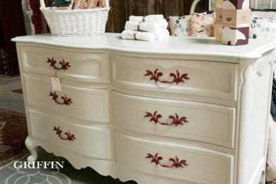 Halle Dresser (French Provencial)