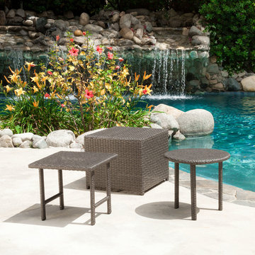 Outdoor Patio with Grey Wicker Table Set
