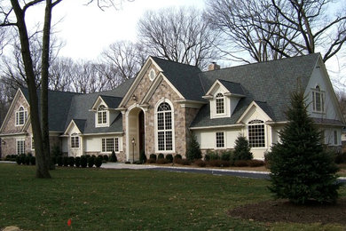 Elegant home design photo in New York